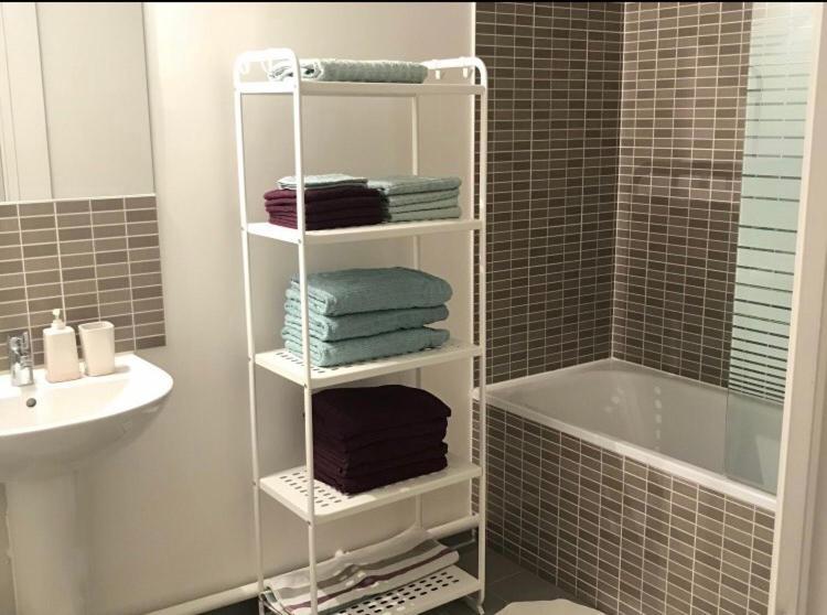 Beautiful 3 Bedroom Flat 8-9 Persons Ivry-sur-Seine Esterno foto